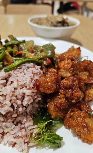  at Shine Thong Vegetarian Food - Ratchadamri Rd - ชั้น 1 โซน hug thais in Bangkok