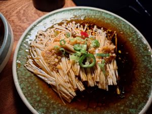 Enoki fan - steamed enoki mushrooms, garlic, chilli and mushroom sauce #Veganuary at Sister7 at Fidelity Studio  in Dublin