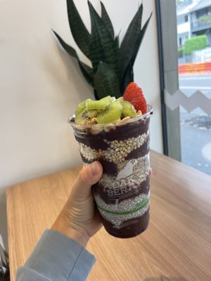 20$ #Veganuary at Oakberry in Surry Hills