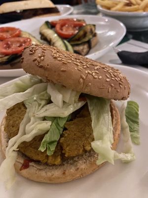 Interno burger  at Connery in Turin