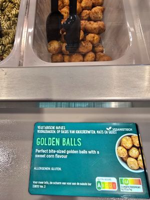 Golden balls - vegan clearly labelled at Picadeli - Esso Minderhout in Hoogstraten