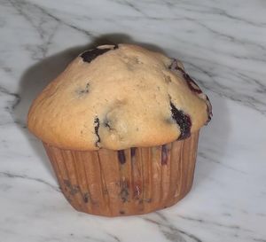 Vegan blueberry muffin at Lovin' Every Bite in Crossville