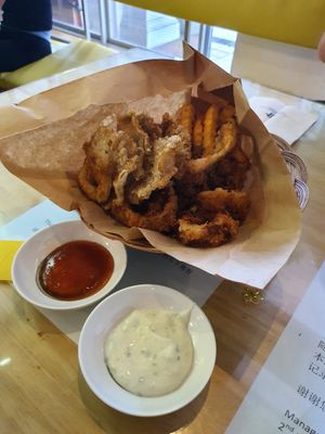 Deep fried trio ~ mushroom, onions & French fries ~ not to our taste buds  ~ Circuit Breaker Period Phase 2 at Loving Hut in Central Singapore