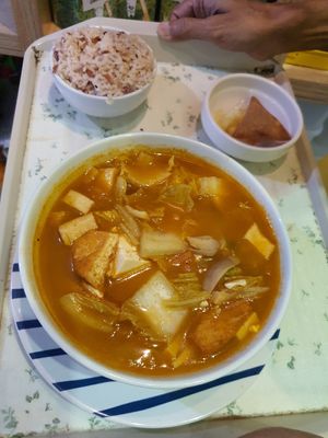 Tom Yum Soup set ~ Circuit Breaker Period Phase 3 at Loving Hut in Central Singapore