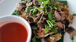 fried (mock) oyster with chilli  at Loving Hut in Central Singapore