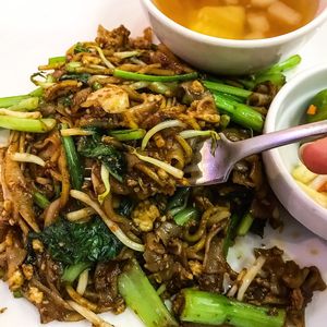 Char kway teow at Loving Hut in Central Singapore