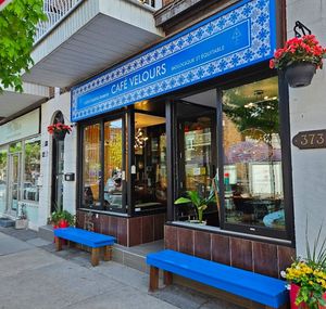 Devanture   at Cafe Velours  in Montreal