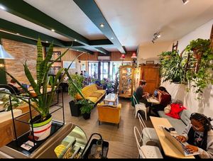 Salle à manger  at Cafe Velours  in Montreal