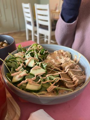 Bowl with seitan  at Balans Brunch Bar in Bratislava