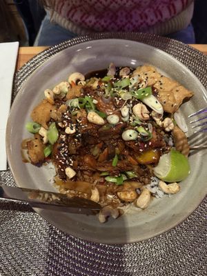 Lecker Bowls   at Owlz & Bowlz in Kaprun