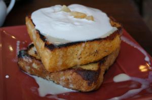 French toast 1000yen, including drink. at Macrovenus and Pan-Yakibito in Tokyo
