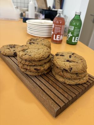 Vegan chocola chip cookies  at Revista Coffee and Magazines in Groningen