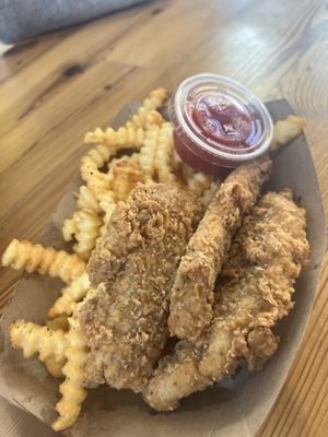 Chikn strips and fries   at SweetArt too in St Louis