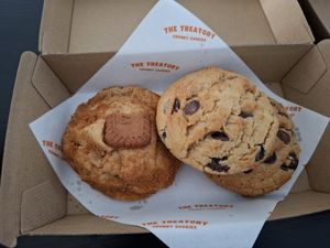 Biscoff and choc chip at The Vegan Treatory in Auckland