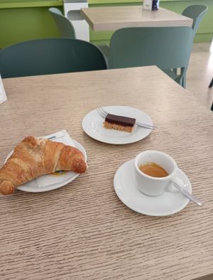 Great customer service and good prices💗 Thank you! at Capre e Cavoli in Brescia