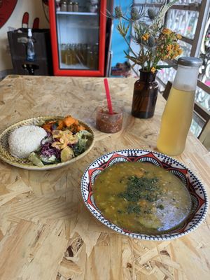 Corrientazo menú de 13 mil! Disponible diario  at Durga Veggie Bar in Bogota