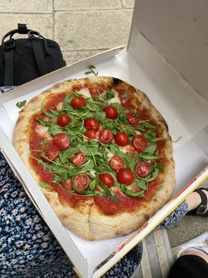 Pizza Alfa with Mozzarisella at Pizzeria L'Angelo in Venice