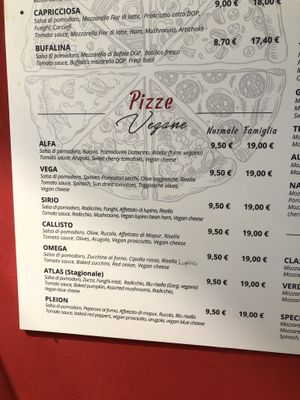 Vegan Menu, you can order extra ingredients  at Pizzeria L'Angelo in Venice