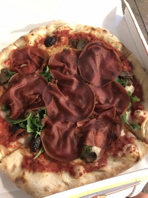 Callisto plus mushrooms  at Pizzeria L'Angelo in Venice