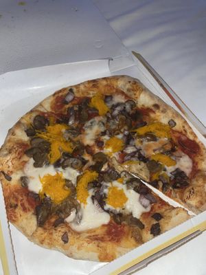 Pizza Atlas  at Pizzeria L'Angelo in Venice