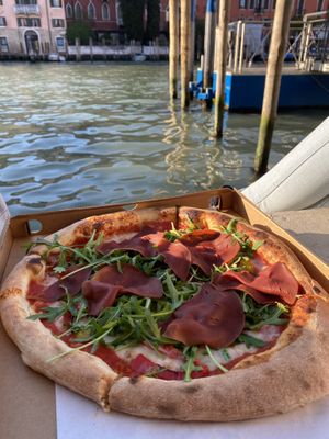 With Ruccola, vegan cheese and vegan ham  at Pizzeria L'Angelo in Venice