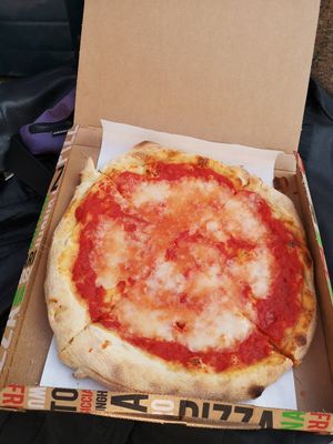 Vegan Margherita at Pizzeria L'Angelo in Venice