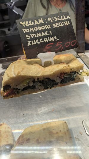 Vegan focaccia at Pizzeria L'Angelo in Venice