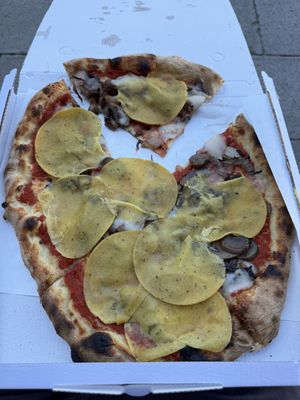   at Pizzeria L'Angelo in Venice