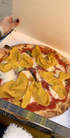 Omega pizza (vegan) at Pizzeria L'Angelo in Venice