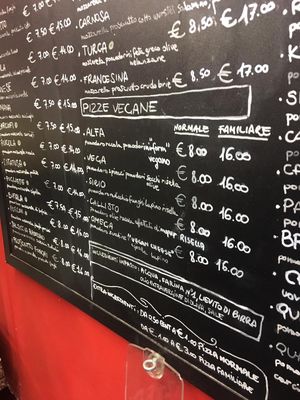 Vegan pizza menu at Pizzeria L'Angelo in Venice