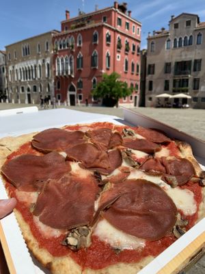 The Callisto vegan pizza, but I swapped out the rocket for mushrooms. at Pizzeria L'Angelo in Venice
