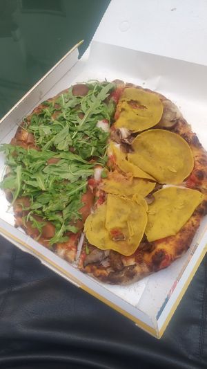 yum yum at Pizzeria L'Angelo in Venice