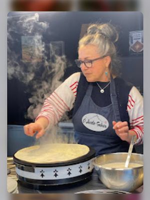 After 30 years of expat life in Asia and US, i mastered the art of crepe😄 at Ô Jardin Sakura B&B in Val-couesnon