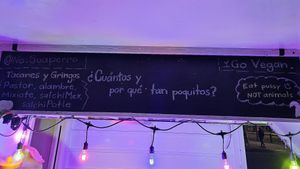 Opciones😄#Veganuary at No Suaperro in Mexico City