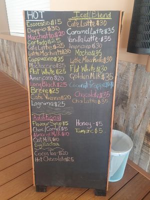 Verschiedene Kaffees  at One Cup in Buccoo