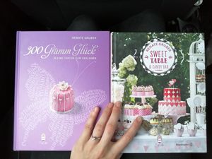 2 oh her books, she also wrote a book, just about cupcakes.  at CupCakes Wien in Vienna