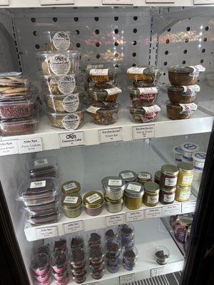 Vegan cake  at 'Oko'a Farms in Makawao