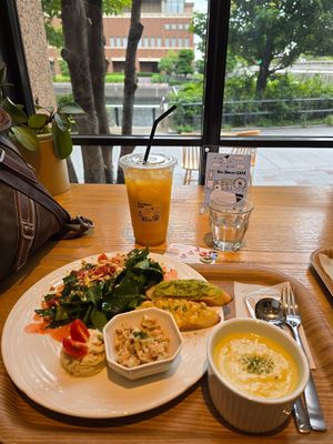  at Vee Sweets CAFE in Yokohama