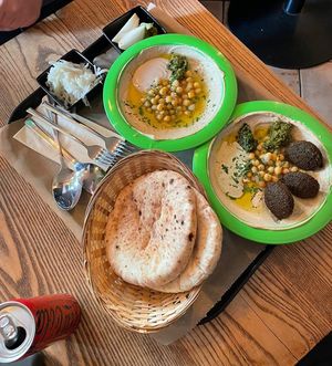 1 x original and 1 x falafel at Dr Hummus in Berlin