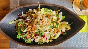 Gebratene Udonnudeln at Onkel Ha Vegan in Muelheim-kaerlich