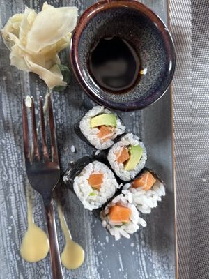 Maki sushi avocadoo  at Onkel Ha Vegan in Muelheim-kaerlich