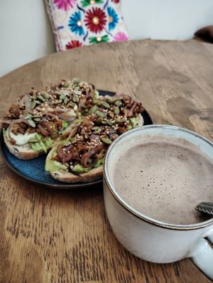 Tostadas maravillosas at Mixta Cafe in Santiago