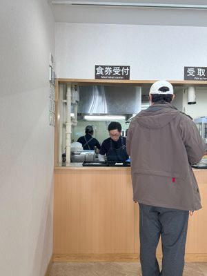 The counter at Dining Funkatei - 有珠山食堂 噴火亭 in Sobetsu