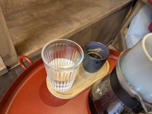 Café solo at La Gente Café in Oviedo