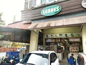 Shop front at Pu Ti Vegetarian - 菩提樹  in Kuching