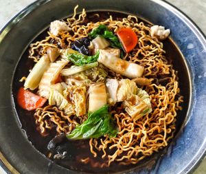 Luo Han mee, ok at Pu Ti Vegetarian - 菩提樹  in Kuching