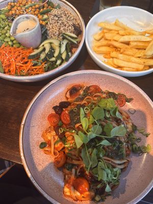 Fetuttine Sara and vegan bowl  at Nineteen Hunter Valley in Pokolbin