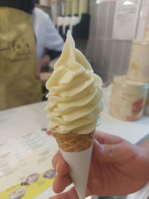 Original soy ice cream at Mr Bean - Suria KLCC in Kuala Lumpur