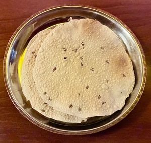 Poppadoms  at Indian Village in Berlin