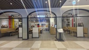  at Jeonju Bibimbap in Gimhae